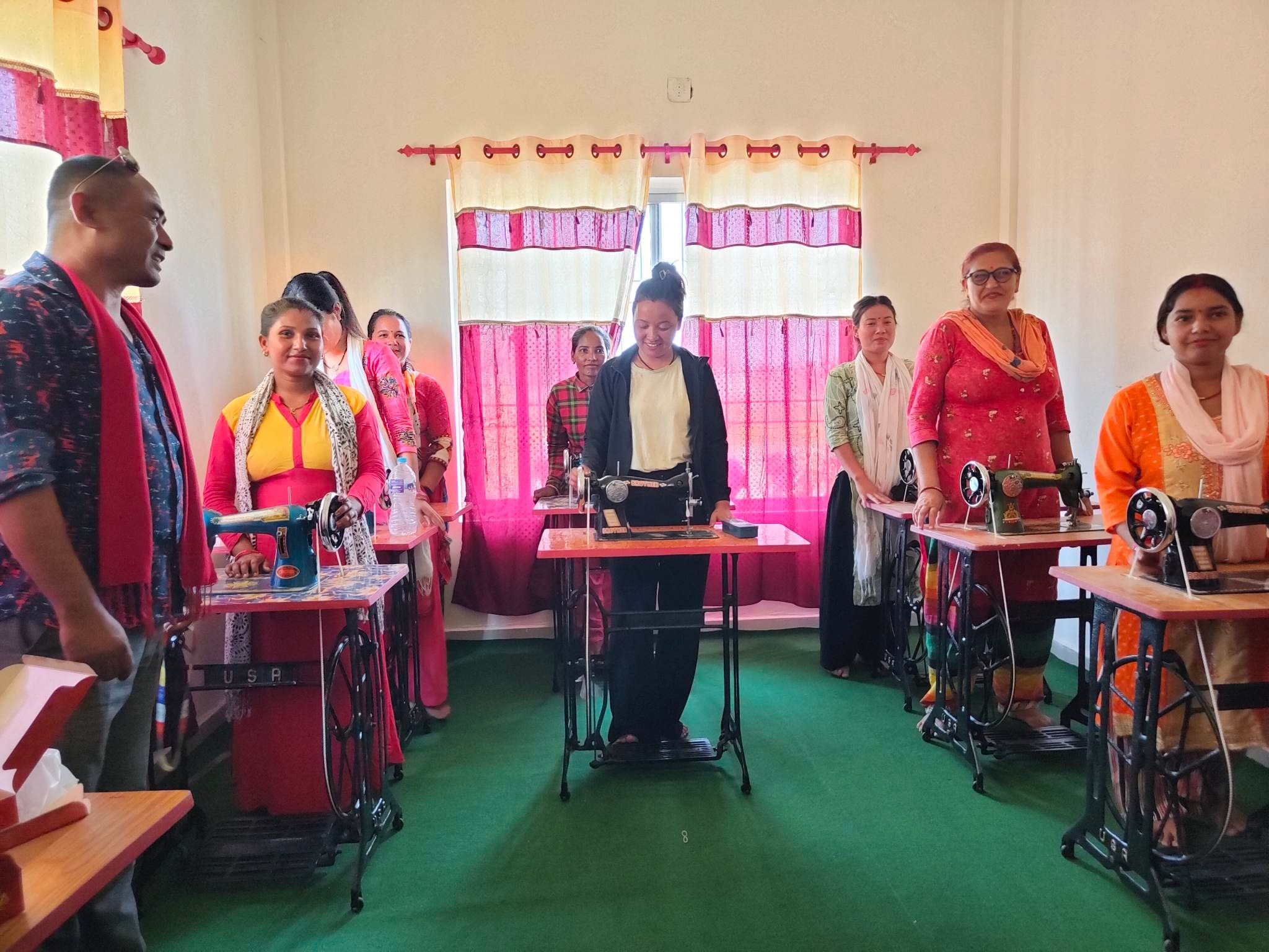 जीतपुरसिमराकाे बजनीमा ४५ दिने सिलाइकटाइ तालिम
